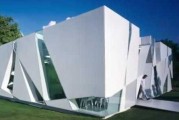高层建筑为何不再谈？现代建筑的发展与传统文化的碰撞