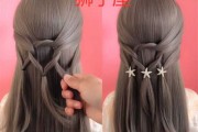 十二星座扎什么头发短发，发型背后的深意
