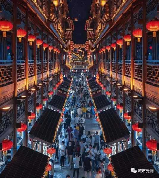 夜间梦见解梦女，预示着什么？解析梦境中的神秘力量,象征,挑战,解梦,第1张
