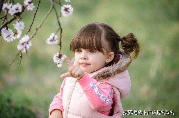 邓姓宝宝如何给宝宝取名,宝宝取名,寓意美好,注意事项,第1张