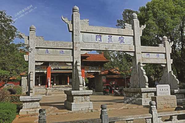 玉溪寺庙求签，如何在传统与现代中找到灵验之路,象征,文化传承,传统与现代,第1张
