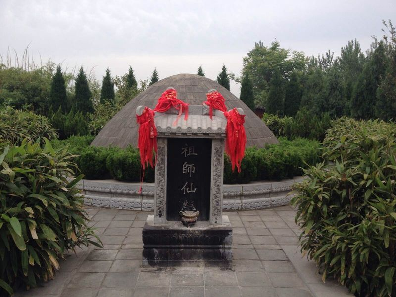 祖庵重宫求签，一场跨越时空的对话,求签,祈福,时空,第1张