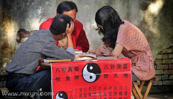 梦到闺蜜算命，预示着什么？解析你的内心,象征,命运,挑战,第1张
