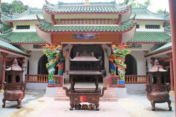 高州高凉岭冼太庙求签，历史与现代的交汇,象征,求签,传统与现代,第1张