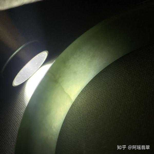 梦见翡翠碎了，预示着什么？解梦解析大 reveals,象征,挑战,解梦,第1张