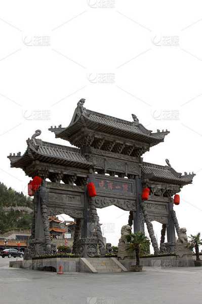 门楼造型，解读传统与现代的和谐之道,象征,气场,传统与现代,第1张
