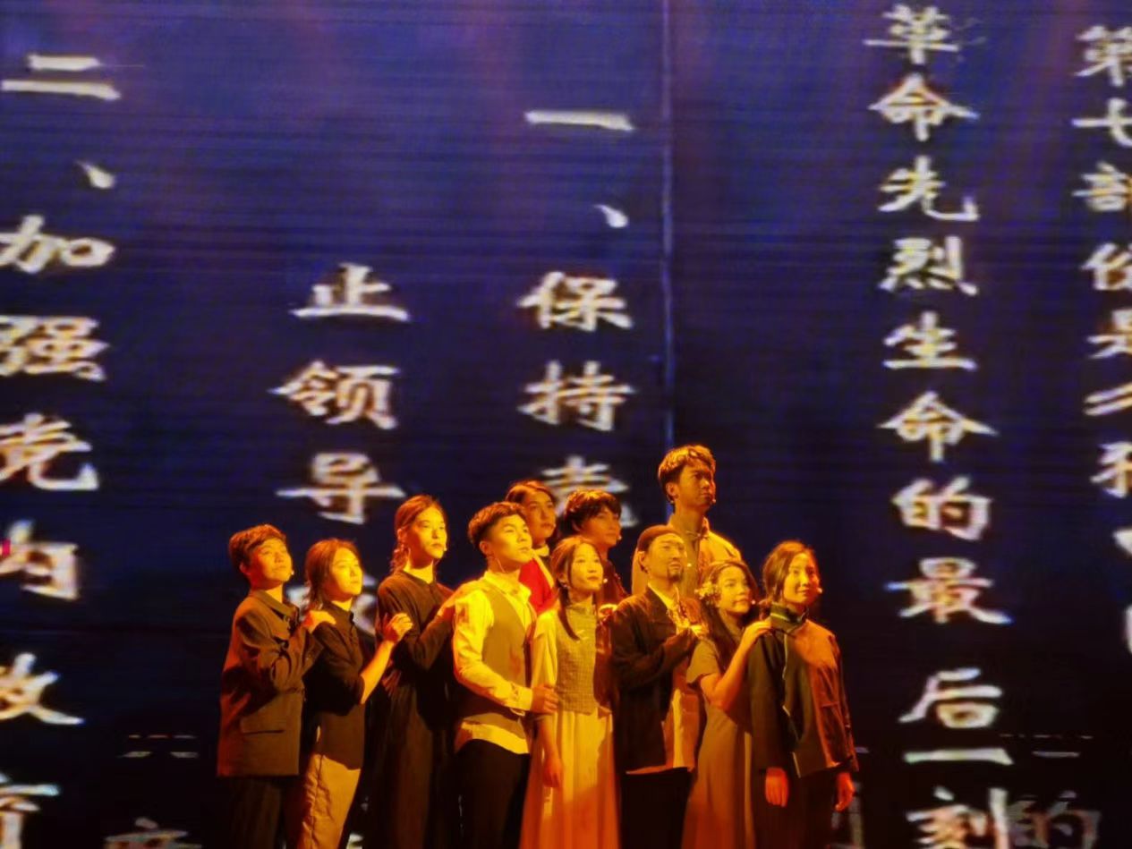 算命与演艺，跨越命运与的艺术人生,命运,算命,占卜,第1张