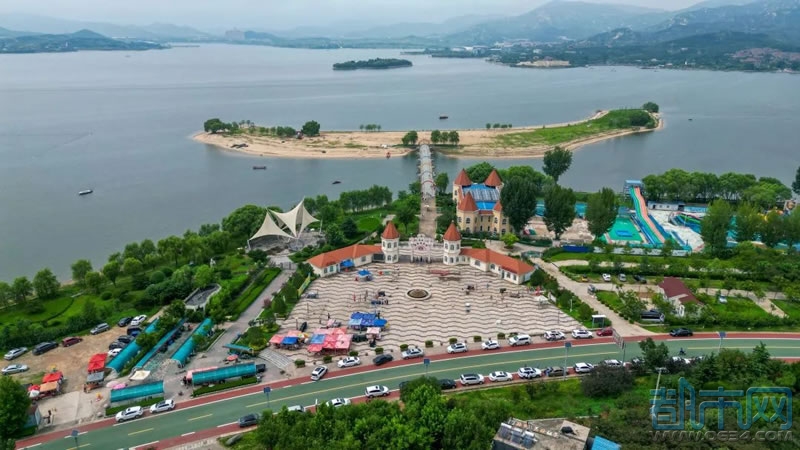 莱芜寺庙求签,与生活中的神秘力量,象征,命运,挑战,第1张 莱芜寺庙求签,与生活中的神秘力量,象征,命运,挑战,第1张