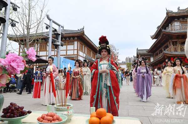 花神祭祀，传统与现代的对话,象征,自我,传统与现代,第1张