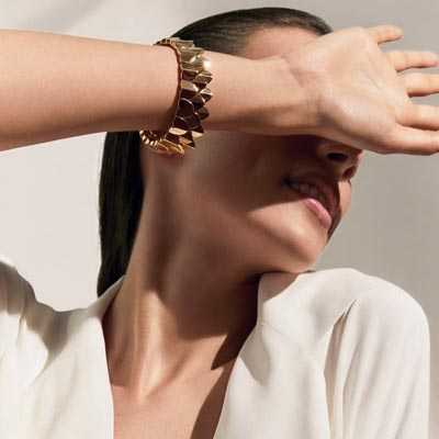 小吉时尚首饰，引领潮流的时尚之选,象征,吉时,自我,第1张