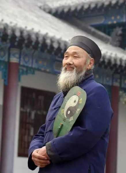 探寻奥秘，为什么道士都在上午算命？,吉时,算命,传统习俗,第1张