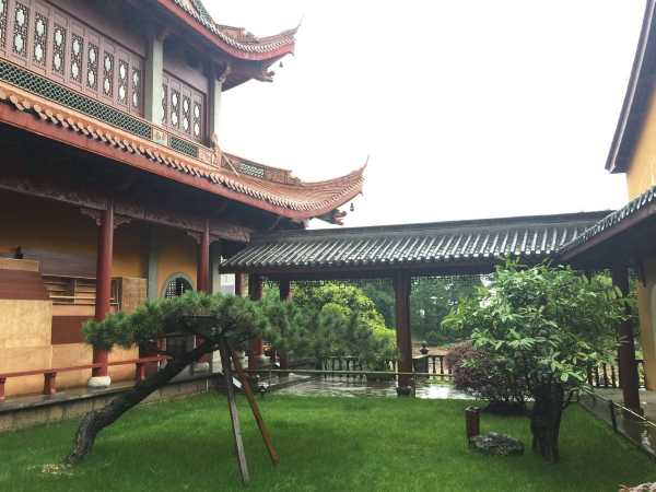 径山寺寺可不可以求签？一场关于禅意与现代生活的对话,求签,希望,寺庙,第1张