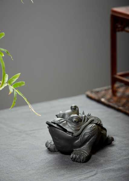 蟾蜍茶具，传统与现代的结合,象征,文化传承,传统与现代,第1张