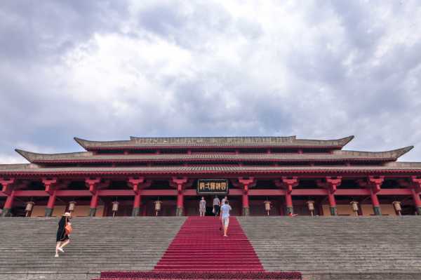 宫斗中的智慧，解签之道,挑战,希望,吉凶,第1张