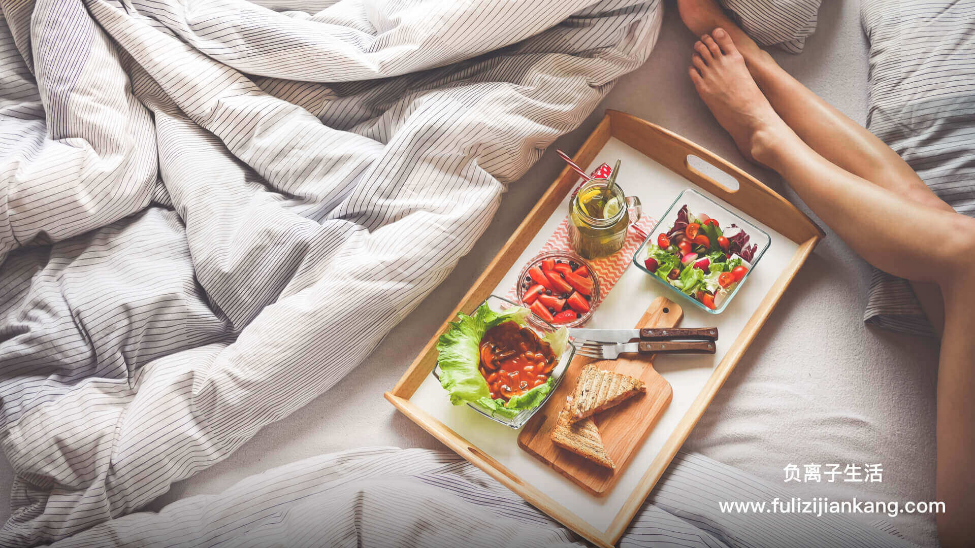 好，用户让我写一篇关于晚餐吉时的文章，标题和内容都要写。首先，我需要理解晚餐吉时是什么意思。可能是指在特定时间吃晚餐，比如晚上七点左右，或者根据个人习惯选择的时间,吉时,能量,时光,第1张