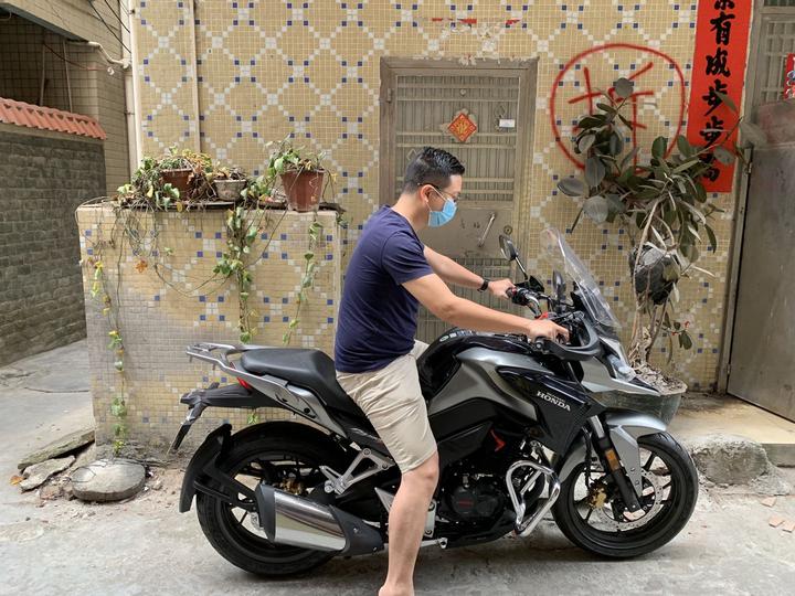 好,用户让我写一篇关于摩托车牌照吉凶解释的文章,标题和内容都要写。首先,我得理解什么是摩托车牌照吉凶。这可能涉及到车牌号码的吉凶,可能和、数字谐音有关,象征,命运,能量,第1张 好,用户让我写一篇关于摩托车牌照吉凶解释的文章,标题和内容都要写。首先,我得理解什么是摩托车牌照吉凶。这可能涉及到车牌号码的吉凶,可能和、数字谐音有关,象征,命运,能量,第1张