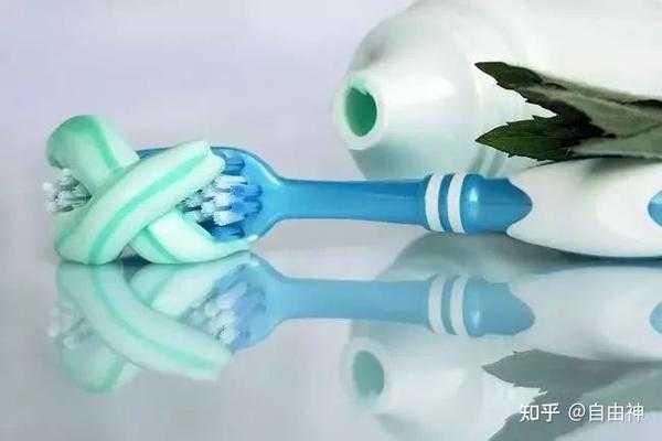 好，用户让我写一篇关于宅邸名字吉凶的文章，先写标题，再写内容，内容不少于972个字。首先，我需要确定一个吸引人的标题，可能结合传统和现代需求，比如宅邸名字吉凶，传统与现代选择的融合,事业,希望,自我,第1张