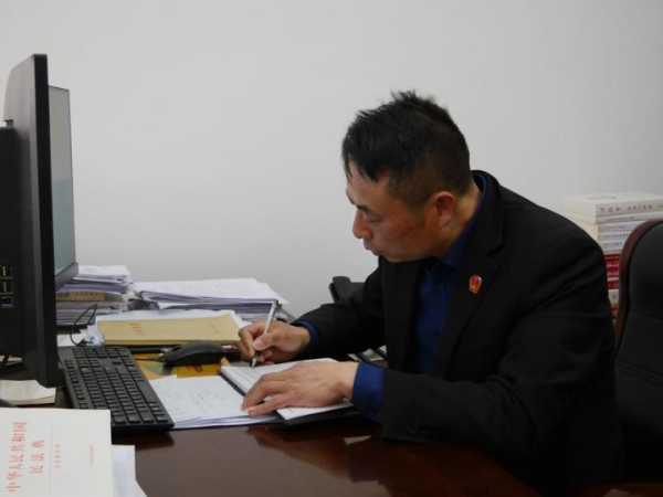 好,用户让我写一篇关于民字怎么吉凶的文章,先写标题,再写内容,内容不少于844个字。首先,我需要理解用户的需求。他们可能对民这个字的吉凶感兴趣,可能是在、姓名学或者文化研究方面,象征,吉凶,风水,第1张 好,用户让我写一篇关于民字怎么吉凶的文章,先写标题,再写内容,内容不少于844个字。首先,我需要理解用户的需求。他们可能对民这个字的吉凶感兴趣,可能是在、姓名学或者文化研究方面,象征,吉凶,风水,第1张