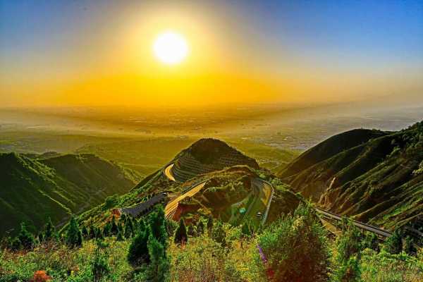 骊山寺庙求签费用解析,历史与现代的结合,挑战,求签,寺庙,第1张 骊山寺庙求签费用解析,历史与现代的结合,挑战,求签,寺庙,第1张