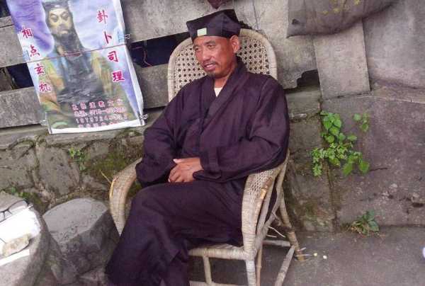 揭秘,凯里算命界人物,这位算命准的师傅究竟叫什么?,命运,事业,八字,第1张 揭秘,凯里算命界人物,这位算命准的师傅究竟叫什么?,命运,事业,八字,第1张