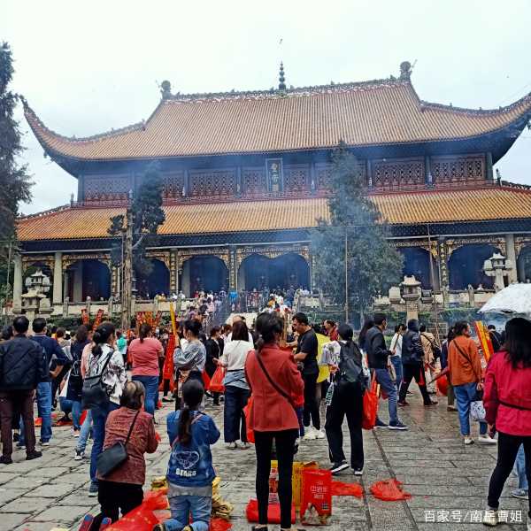 好,用户让我写一篇关于南岳大庙第17签怎么解的文章,先写标题,再写内容,内容不少于970字。首先,我需要了解南岳大庙和第17签的相关,寺庙,祈福,解读,第1张 好,用户让我写一篇关于南岳大庙第17签怎么解的文章,先写标题,再写内容,内容不少于970字。首先,我需要了解南岳大庙和第17签的相关,寺庙,祈福,解读,第1张