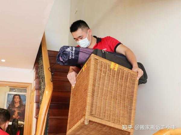 接下来,可以详细说明如何选择搬家的吉时,包括参考传统历法、查看日历、使用工具软件等方法。同时,可以引用一些传统习俗,比如三日不宜动土等,来增加文章的深度和可信度,希望,吉时,引导,第1张 接下来,可以详细说明如何选择搬家的吉时,包括参考传统历法、查看日历、使用工具软件等方法。同时,可以引用一些传统习俗,比如三日不宜动土等,来增加文章的深度和可信度,希望,吉时,引导,第1张