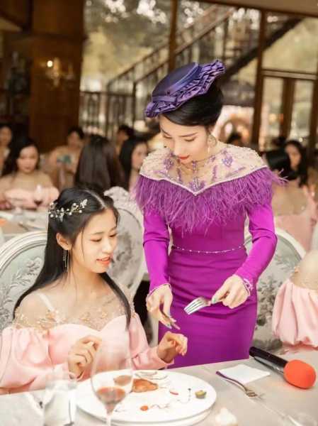 好,用户让我写一篇关于梦到发财的预兆和解梦的文章。首先,我需要确定文章的标题,得吸引人又相关。,内容部分要不少于825字,涵盖 dream解析、象征意义、生活建议和注意事项,象征,事业,希望,第1张 好,用户让我写一篇关于梦到发财的预兆和解梦的文章。首先,我需要确定文章的标题,得吸引人又相关。,内容部分要不少于825字,涵盖 dream解析、象征意义、生活建议和注意事项,象征,事业,希望,第1张