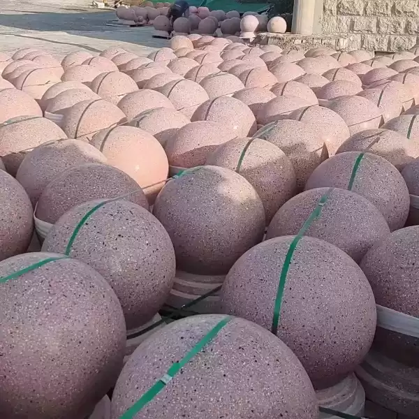 石猴挡路，预兆与解梦的深层解析,象征,事业,挑战,第1张