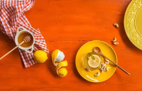 好，用户让我写一篇关于为什么算命的不吃鸡的文章，首先我需要理解这个标题的含义。用户可能是在寻找一个有趣或有深意的文章，可能想探讨算命行业和吃鸡之间的联,希望,算命,第1张