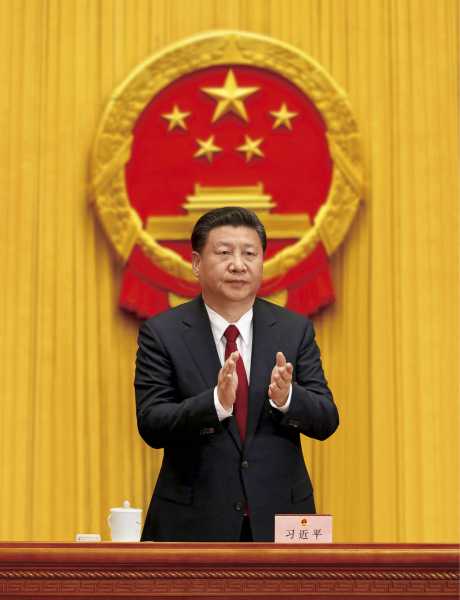 好，用户让我写一篇关于十二星座座的文章，关键词是座。首先，我需要确定文章的标题，得吸引人又专业。，内容部分要不少于886个字，涵盖座的起源、性格特点、文化影响以及现代发展等方面,象征,挑战,十二星座,第1张