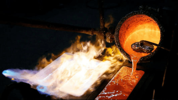 最后，总结金水在算命中的重要性，并给出一些实用的建议，比如如何通过提升金水的能量来改善财运和事业。整个文章要保持逻辑清晰，语言通俗易懂，让读者能够理解并应用这些知识,象征,命运,事业,第1张