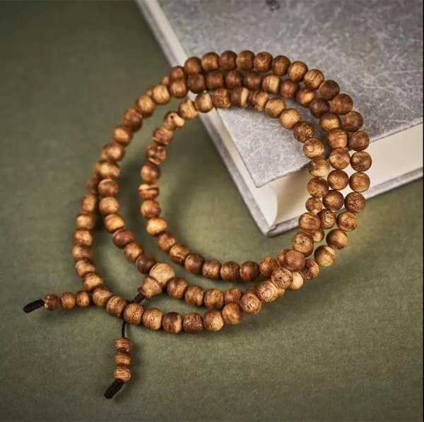 2021年焚香吉时,探寻传统香文化的现代韵味,象征,吉时,美好,第1张 2021年焚香吉时,探寻传统香文化的现代韵味,象征,吉时,美好,第1张