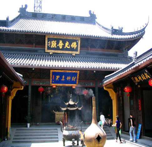 灵顺寺求签热潮,探寻灵顺寺求签活动是否已停止之谜,希望,求签,祈福,第1张 灵顺寺求签热潮,探寻灵顺寺求签活动是否已停止之谜,希望,求签,祈福,第1张