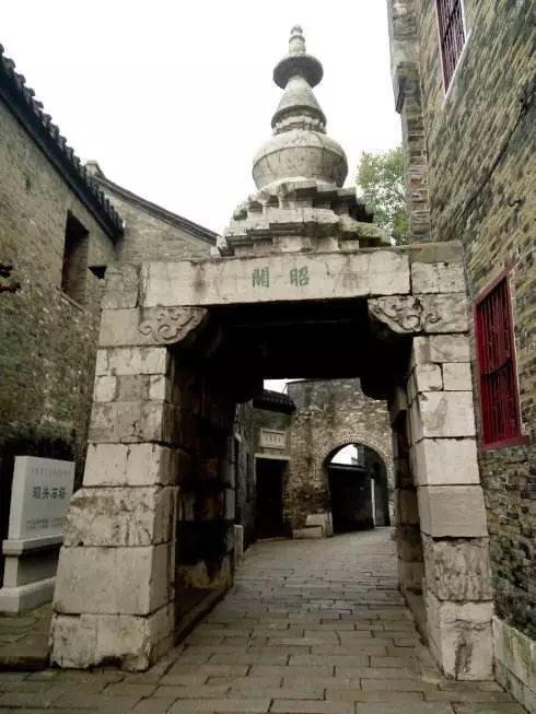 探寻江头神秘算命之地,揭秘那座古老的命理圣殿,命运,八字,算命,第1张 探寻江头神秘算命之地,揭秘那座古老的命理圣殿,命运,八字,算命,第1张