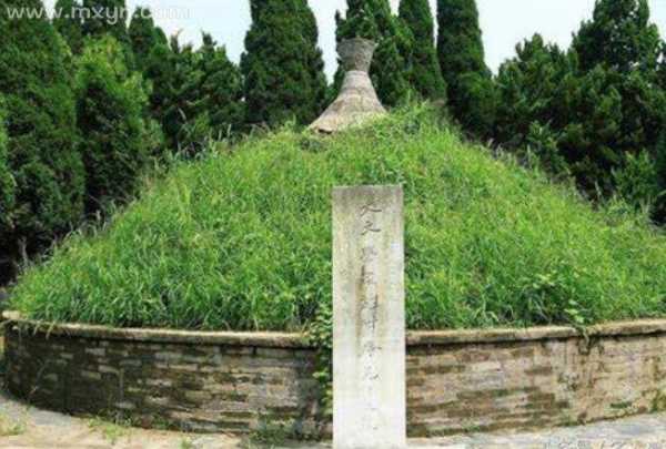 解梦,梦见圆坟的含义及象征解析,象征,希望,自我,第1张 解梦,梦见圆坟的含义及象征解析,象征,希望,自我,第1张