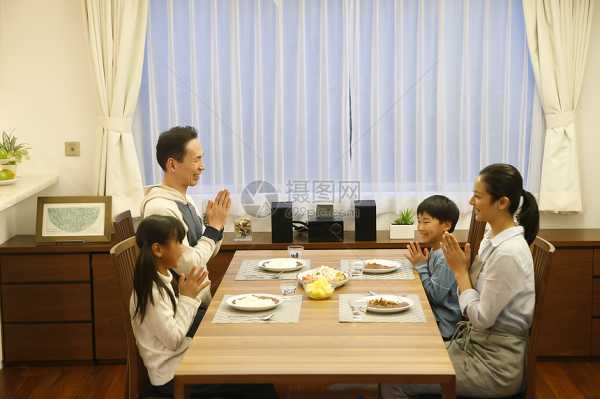 开饭时间吉时如何计算,揭秘传统择时智慧,命运,事业,希望,第1张 开饭时间吉时如何计算,揭秘传统择时智慧,命运,事业,希望,第1张