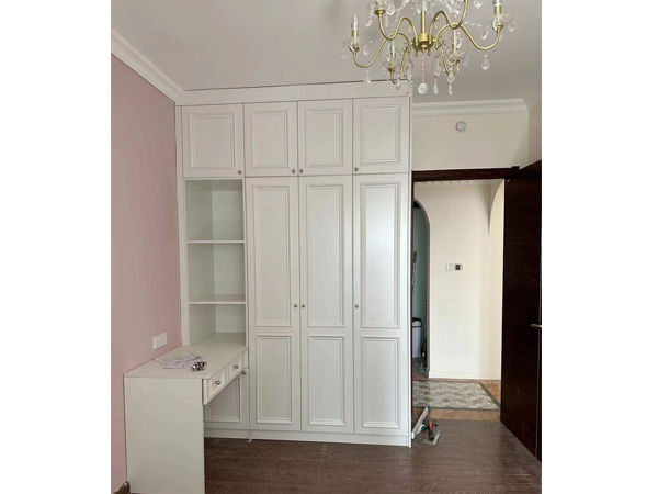 梦到橱柜,揭秘橱柜在梦境中的寓意与预兆,象征,挑战,美好,第1张 梦到橱柜,揭秘橱柜在梦境中的寓意与预兆,象征,挑战,美好,第1张