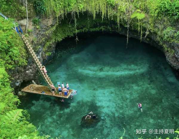 解梦走出水坑，揭秘梦境中的寓意与启示,象征,挑战,自我,第1张