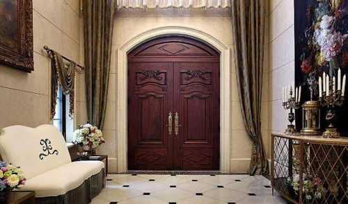 家居解析，冲大门摆放哪些摆件能提升运势？,事业,气场,风水,第1张