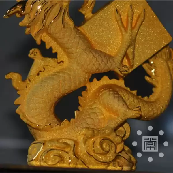 金龙形线，揭秘其神秘象征与家居布局之道,象征,气场,风水,第1张