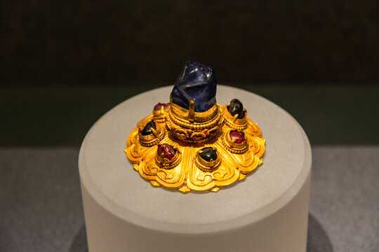 梦到金顶是什么意思？揭秘金顶在梦境中的象征与解读,象征,挑战,成功,第1张