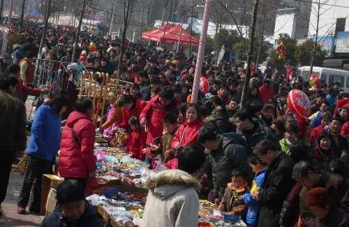 琅琊山庙会求签文化探秘，求签是否需要付费，背后的意义与习俗,命运,求签,吉凶,第1张