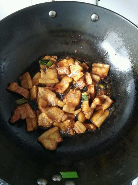 梦到炒肉炒糊的寓意解析——周公解梦带你揭秘梦境之谜,挑战,解梦,美好,第1张