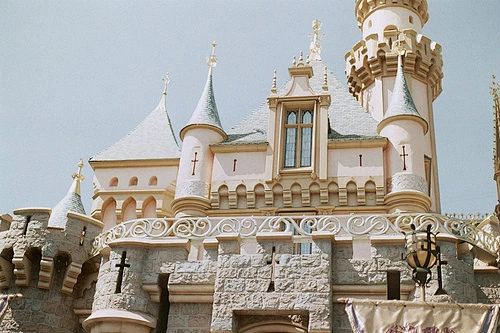 星座秘语，十二星座专属城堡揭秘，哪个是你的梦想家园？,象征,命运,挑战,第1张