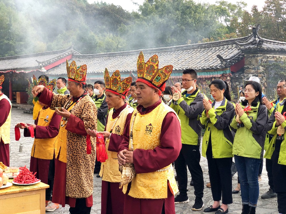 探秘宝相寺求签仪式,传统祈福文化的传承与体验,象征,求签,寺庙,第1张 探秘宝相寺求签仪式,传统祈福文化的传承与体验,象征,求签,寺庙,第1张