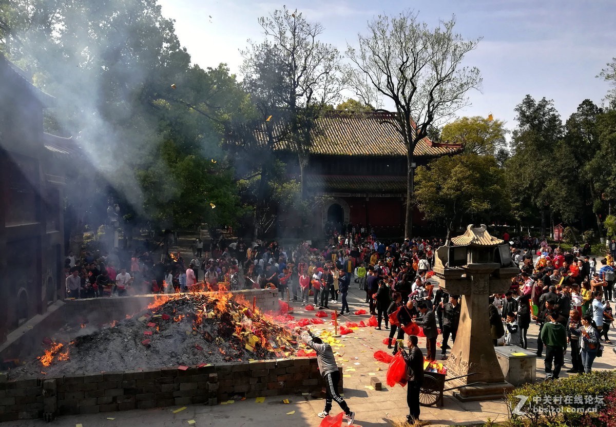 南岳求签三十四签,虔诚祈愿,祈子心诚,希望,求签,美好,第1张 南岳求签三十四签,虔诚祈愿,祈子心诚,希望,求签,美好,第1张