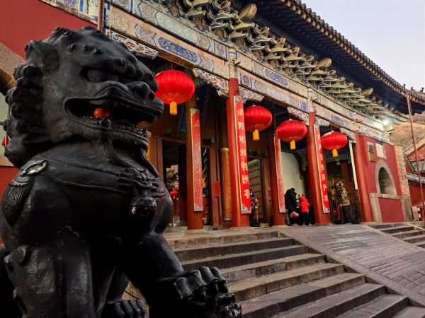 揭秘泰山之旅,为何提前算命成必备仪式?,象征,挑战,希望,第1张 揭秘泰山之旅,为何提前算命成必备仪式?,象征,挑战,希望,第1张