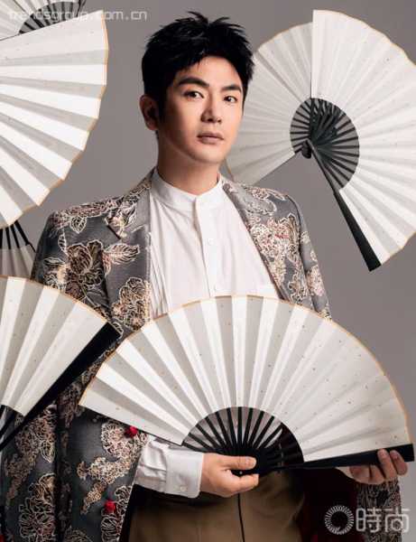 揭秘,美图老板晓龙如何借助神秘算命术未来,打造视觉帝国,事业,算命,成功,第1张 揭秘,美图老板晓龙如何借助神秘算命术未来,打造视觉帝国,事业,算命,成功,第1张